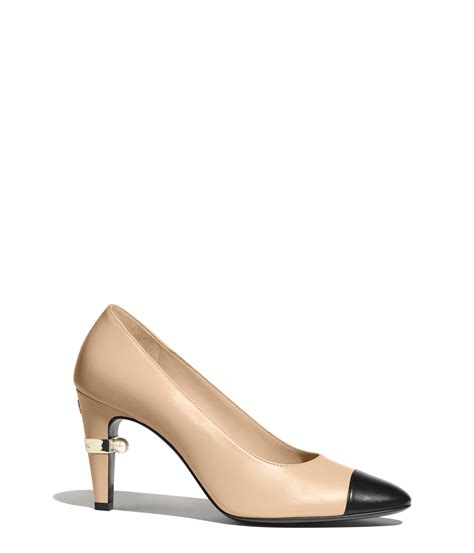 chanel beige black pumps